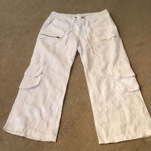 white capris/cargo baggy pants